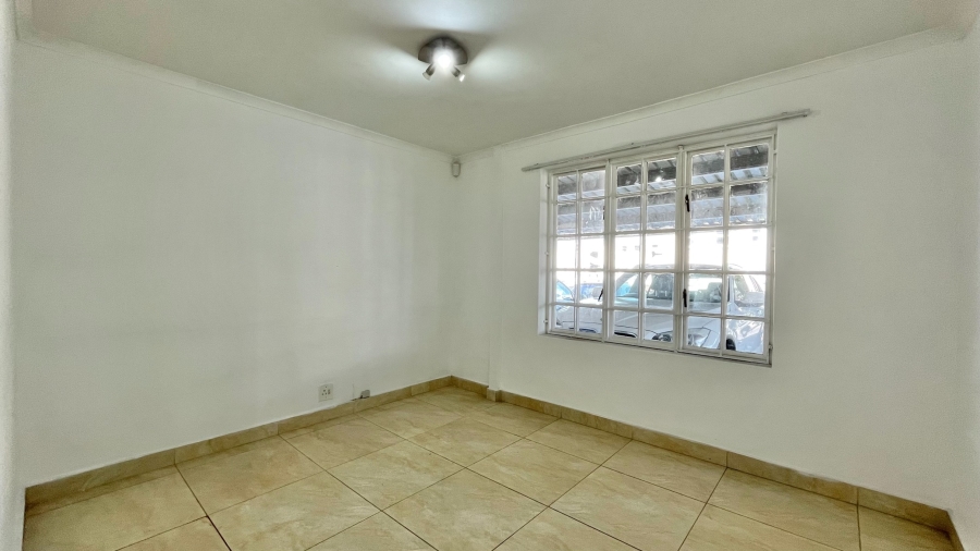 To Let commercial Property for Rent in Somerset West Business Park Western Cape